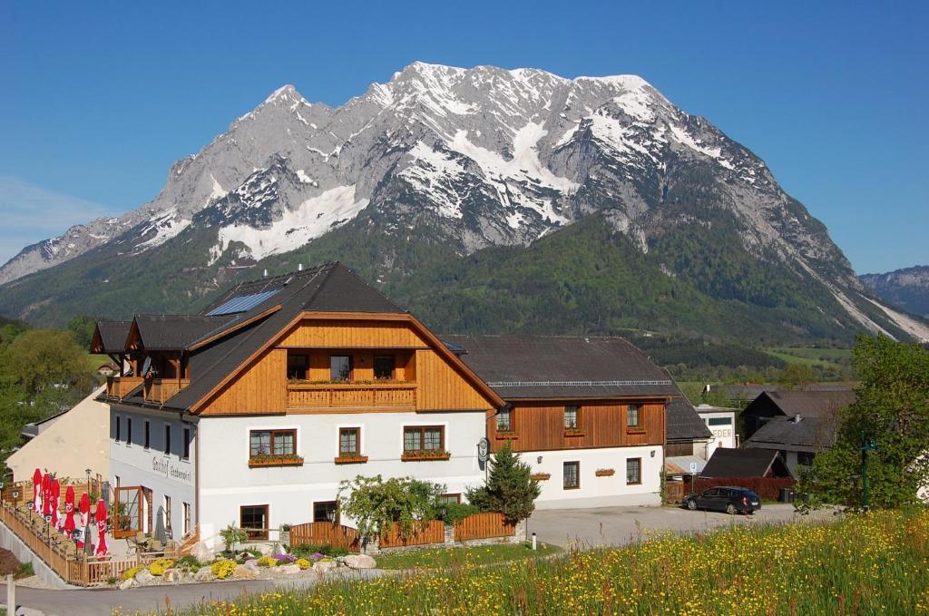 Gasthof Grabenwirt Otel Irdning Dış mekan fotoğraf